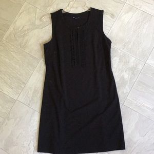 Gap size 6 black dress